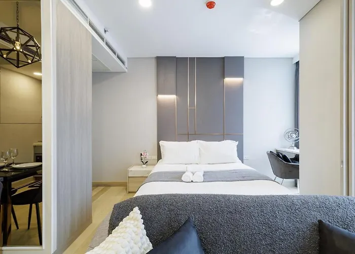 Apartment Modern Luxury Center Of Bkk! 3 Min Walk Mrt Bangkok